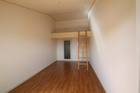 井口クイーンズコート