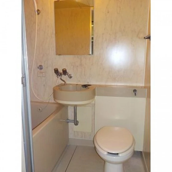 井口クイーンズコート