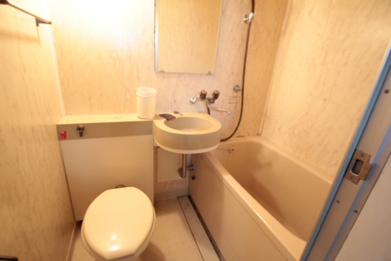 井口クイーンズコート