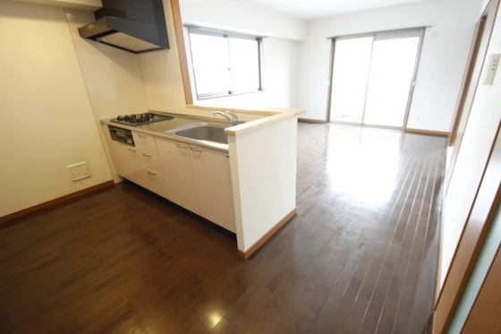 リバティヒルズ竹本