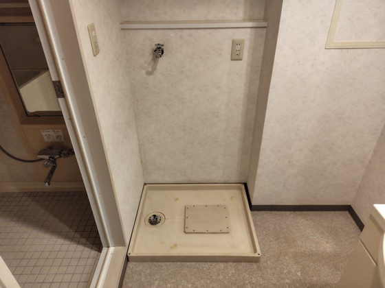 ロイヤルビュー一茶苑