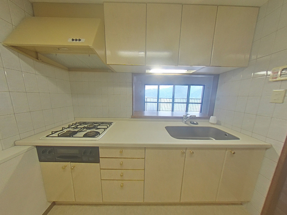 ロイヤルビュー一茶苑