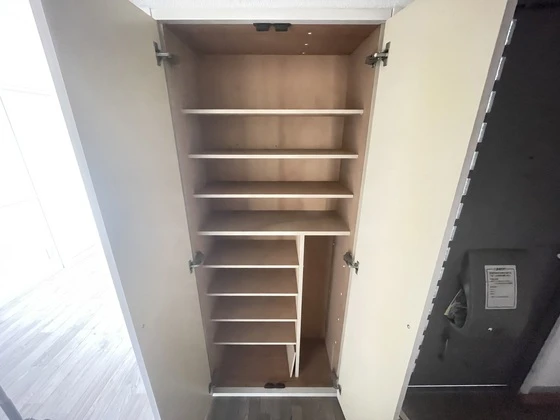 ファミーユ岡本