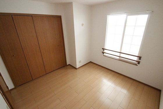 ニュークレストール光ケ丘