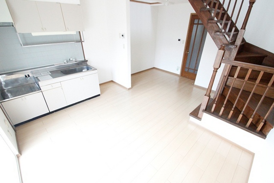 ニュークレストール光ケ丘