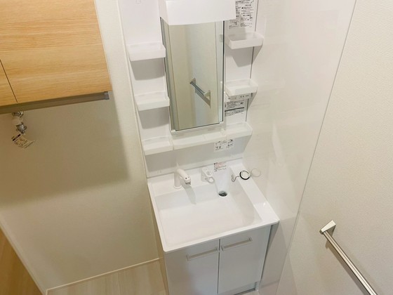 シャーメゾン学園前