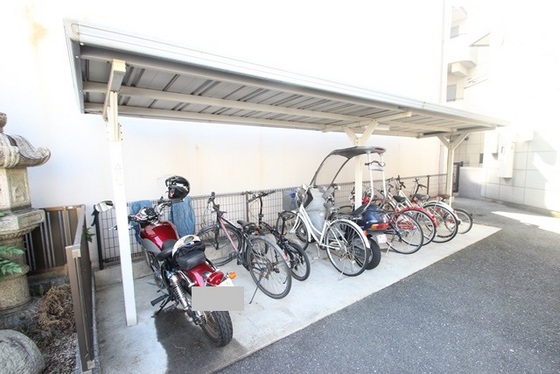 パークツインズ B棟