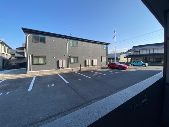 フレンドリーとも