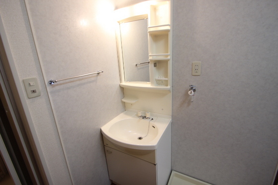 セジュール相田 C