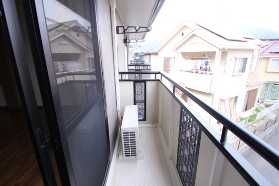 セジュール相田 C