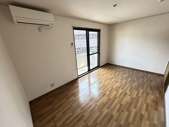 セジュール相田 C