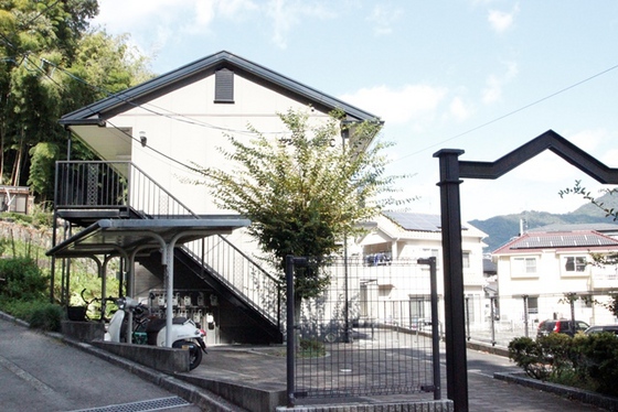 セジュール相田 C