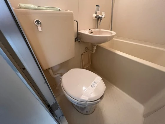 ワイアンドワイ宝町ビル