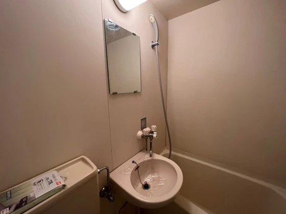 ワイアンドワイ宝町ビル