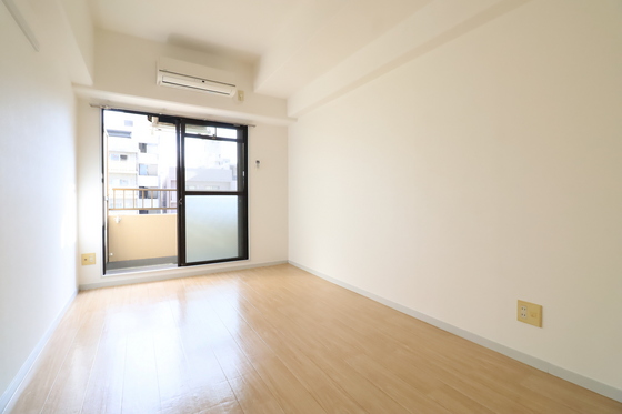 ワイアンドワイ宝町ビル