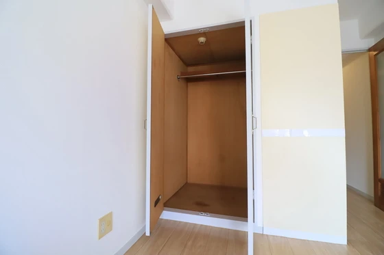 ワイアンドワイ宝町ビル