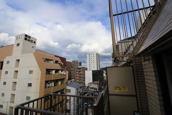 ワイアンドワイ宝町ビル