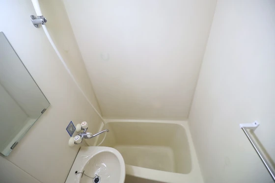 ワイアンドワイ宝町ビル