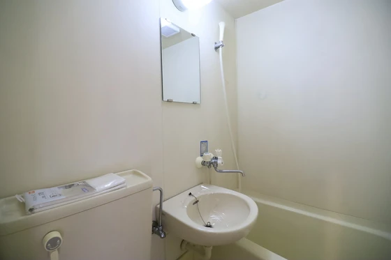 ワイアンドワイ宝町ビル