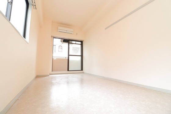 ワイアンドワイ宝町ビル