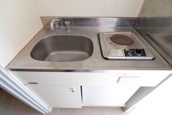 ワイアンドワイ宝町ビル