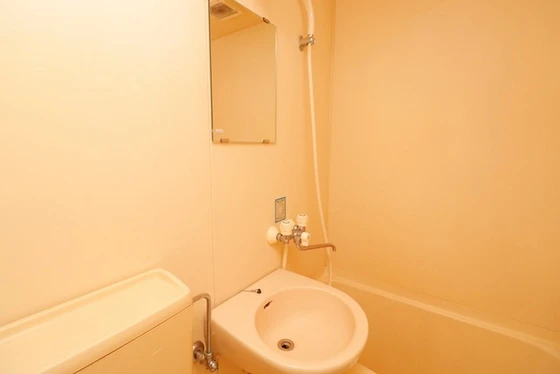 ワイアンドワイ宝町ビル