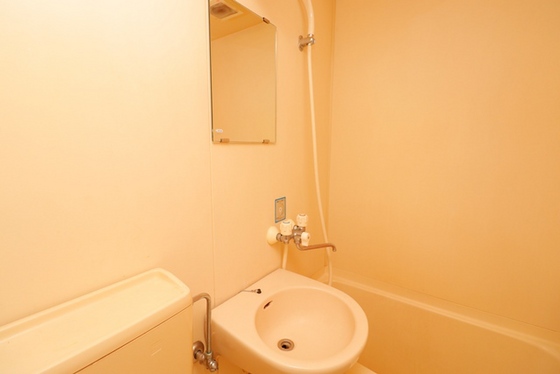 ワイアンドワイ宝町ビル