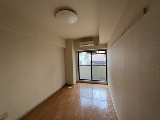 ワイアンドワイ宝町ビル