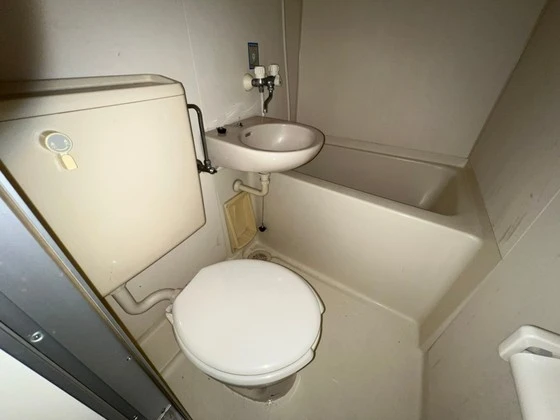 ワイアンドワイ宝町ビル