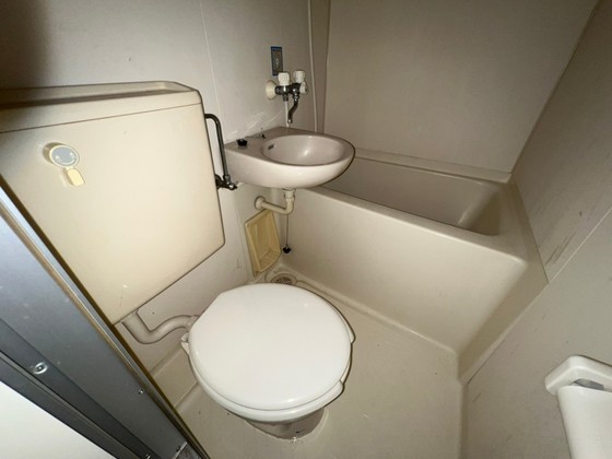 ワイアンドワイ宝町ビル