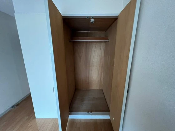 ワイアンドワイ宝町ビル