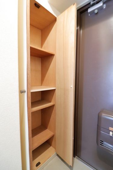 ワイアンドワイ宝町ビル