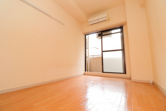 ワイアンドワイ宝町ビル