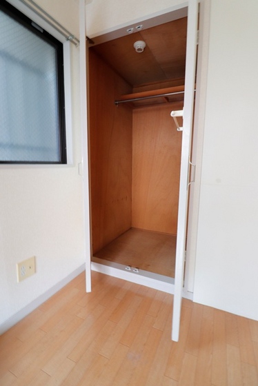 ワイアンドワイ宝町ビル