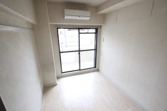 ワイアンドワイ宝町ビル