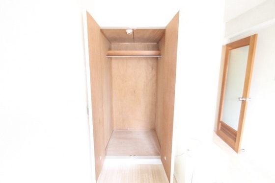 ワイアンドワイ宝町ビル