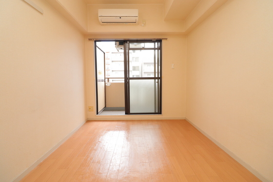 ワイアンドワイ宝町ビル