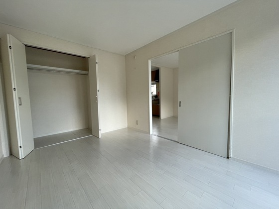 プレジール高広