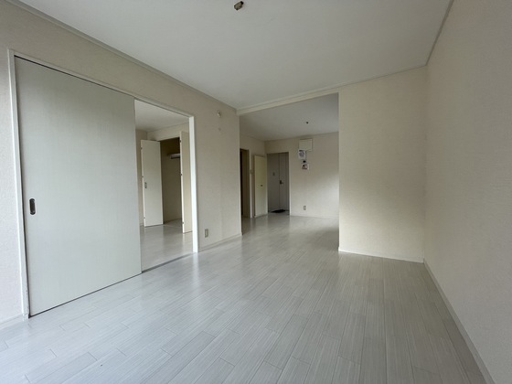 プレジール高広