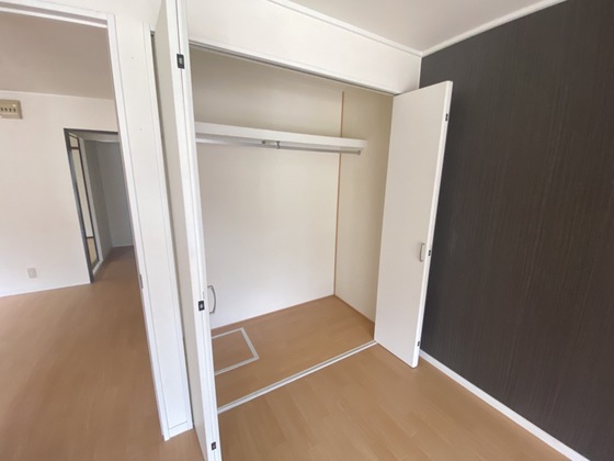 プレジール高広