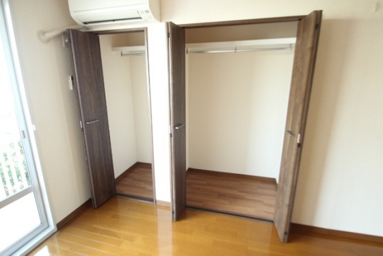 ドミール三和 B棟