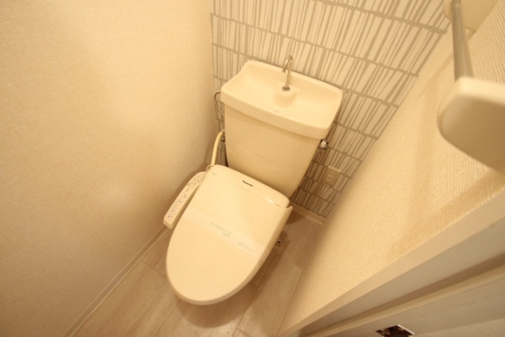 ドミール三和 B棟