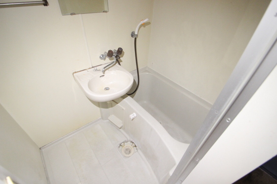 ユーハイム緑井B棟