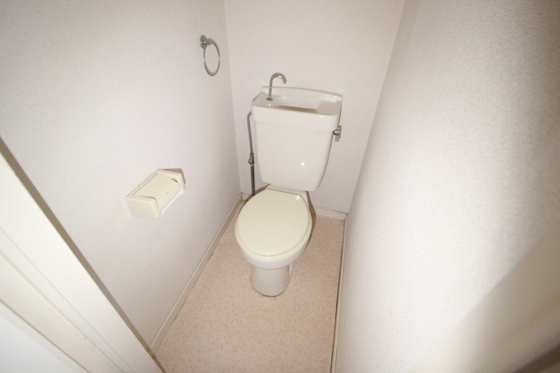 ユーハイム緑井B棟