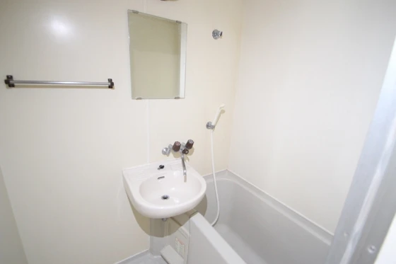 ユーハイム緑井B棟