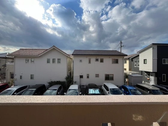 ラフィーネ東野