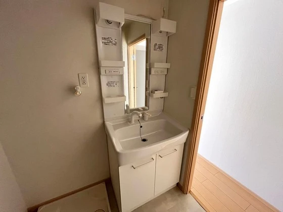 ラフィーネ東野