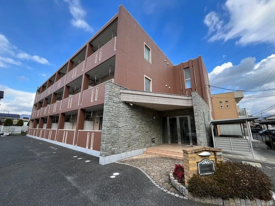 ラフィーネ東野