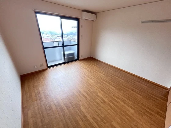 セジュールアンバタ