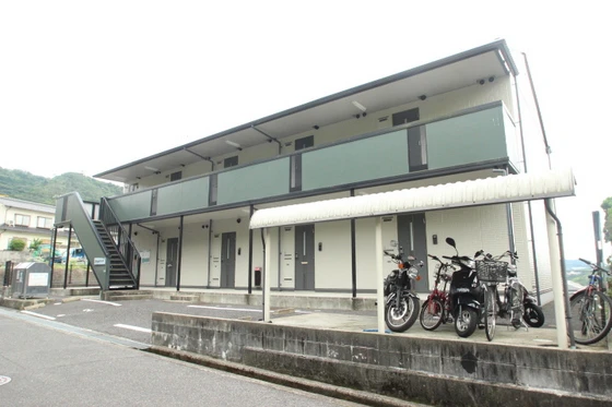 セジュールアンバタ